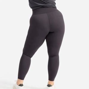 Everlane Perform Legging